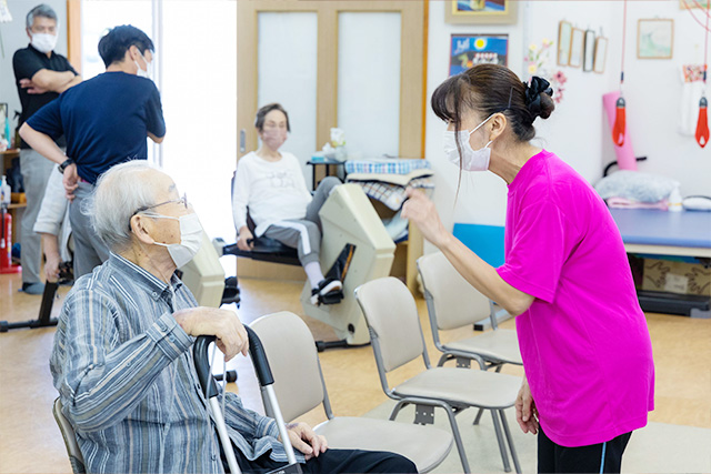 ベテランスタッフと利用者